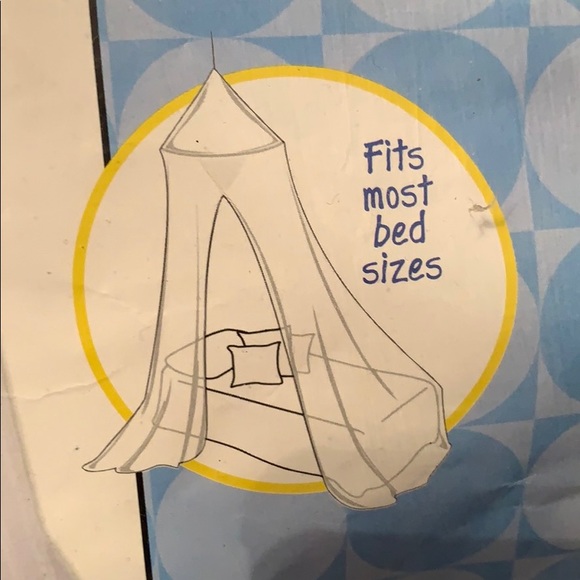 Bed canopy - Picture 3 of 4